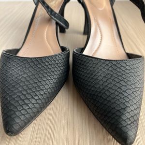 Black kitten heel d’Orsay size 10 Style & Co